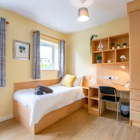 126 - Gort Na Coiribe 4 Bedroom Duplex, By Shortstays