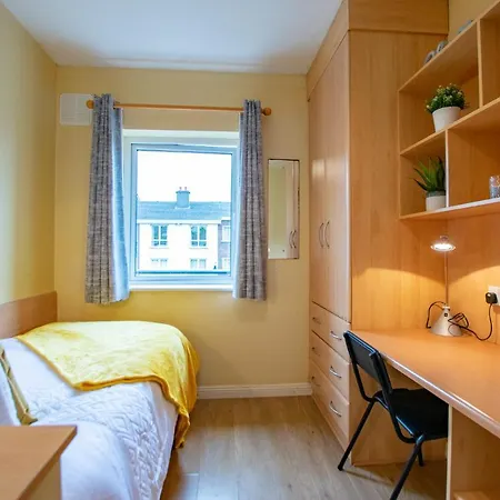 126 - Gort Na Coiribe 4 Bedroom Duplex, By Shortstays Feriehus *