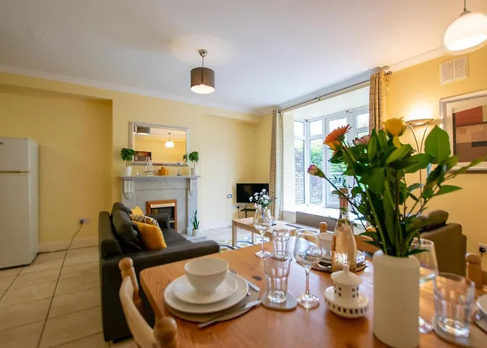 126 - Gort Na Coiribe 4 Bedroom Duplex, By Shortstays *