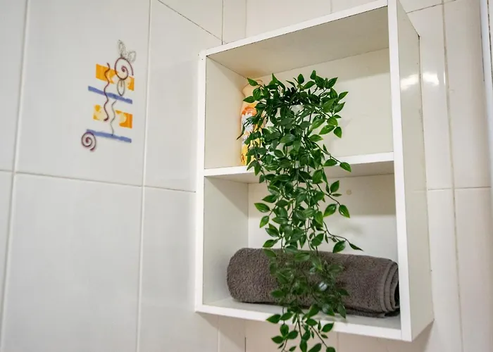 126 - Gort Na Coiribe 4 Bedroom Duplex, By Shortstays Hébergement de vacances