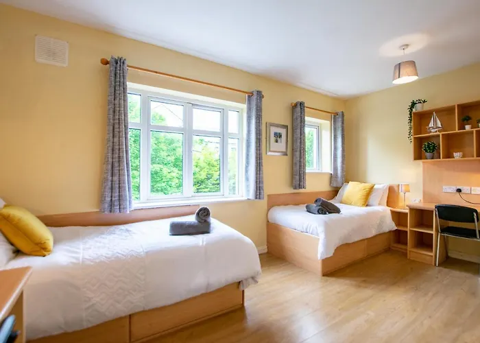 126 - Gort Na Coiribe 4 Bedroom Duplex, By Shortstays * Galway